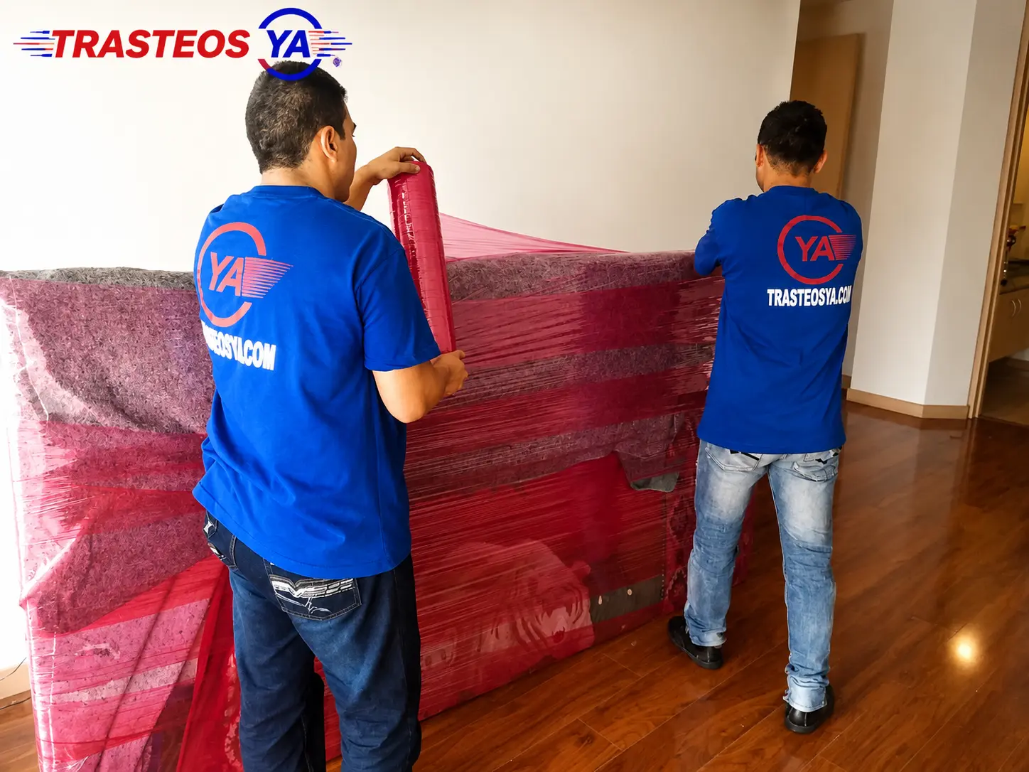 Empaque profesional de muebles con vinipel y cobija industrial